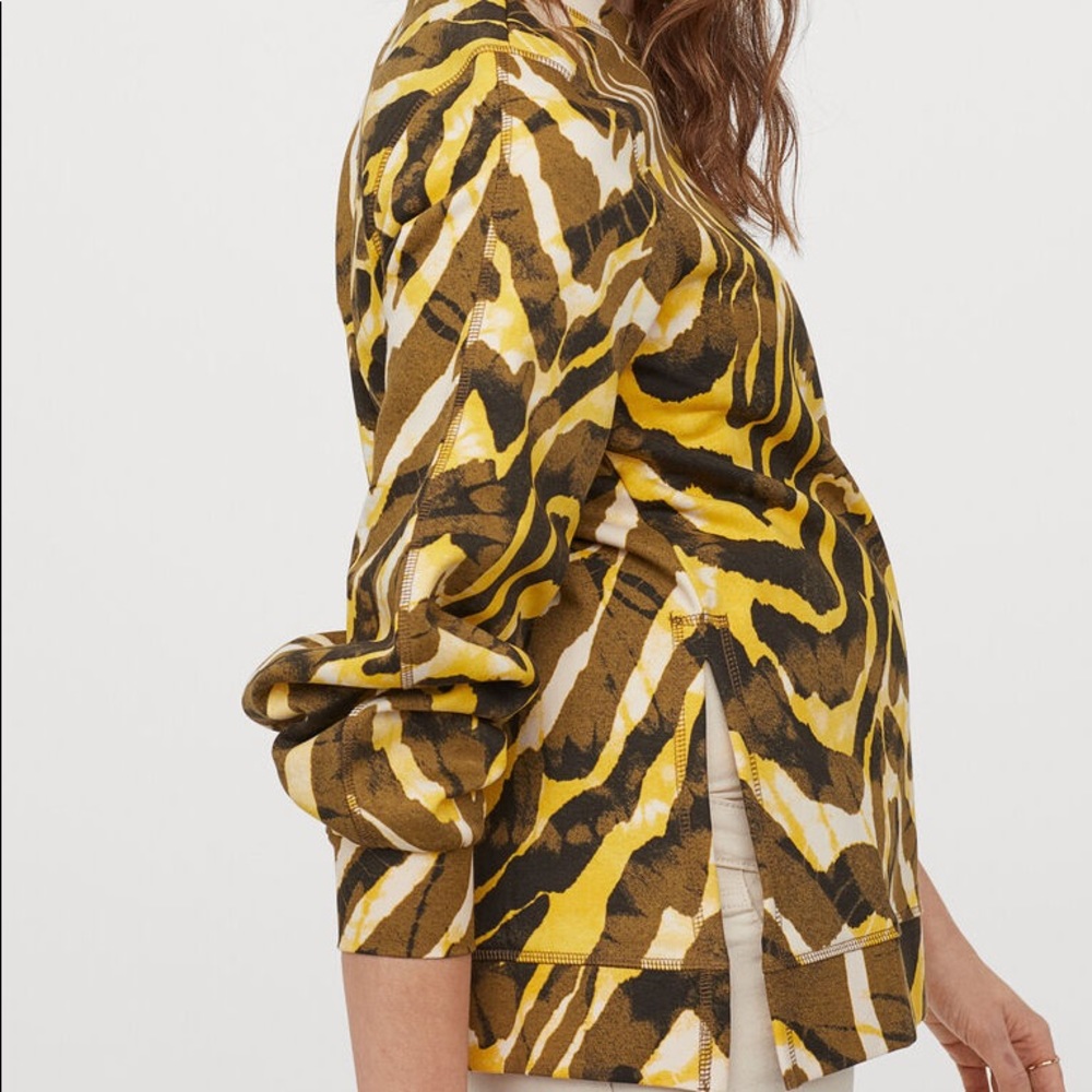 MAMA Balloon sleeve sweatshirt